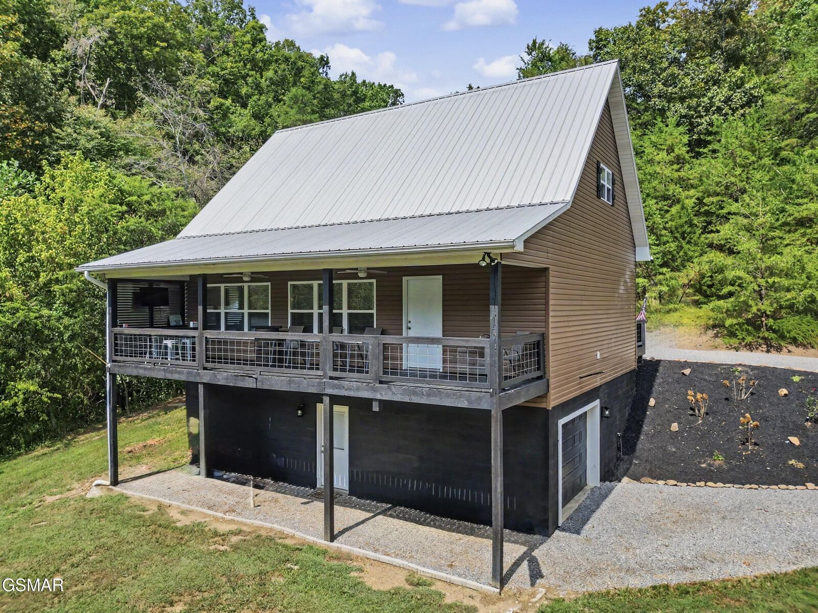 Property Photo:  2073 Oven Creek Road  TN 37843 