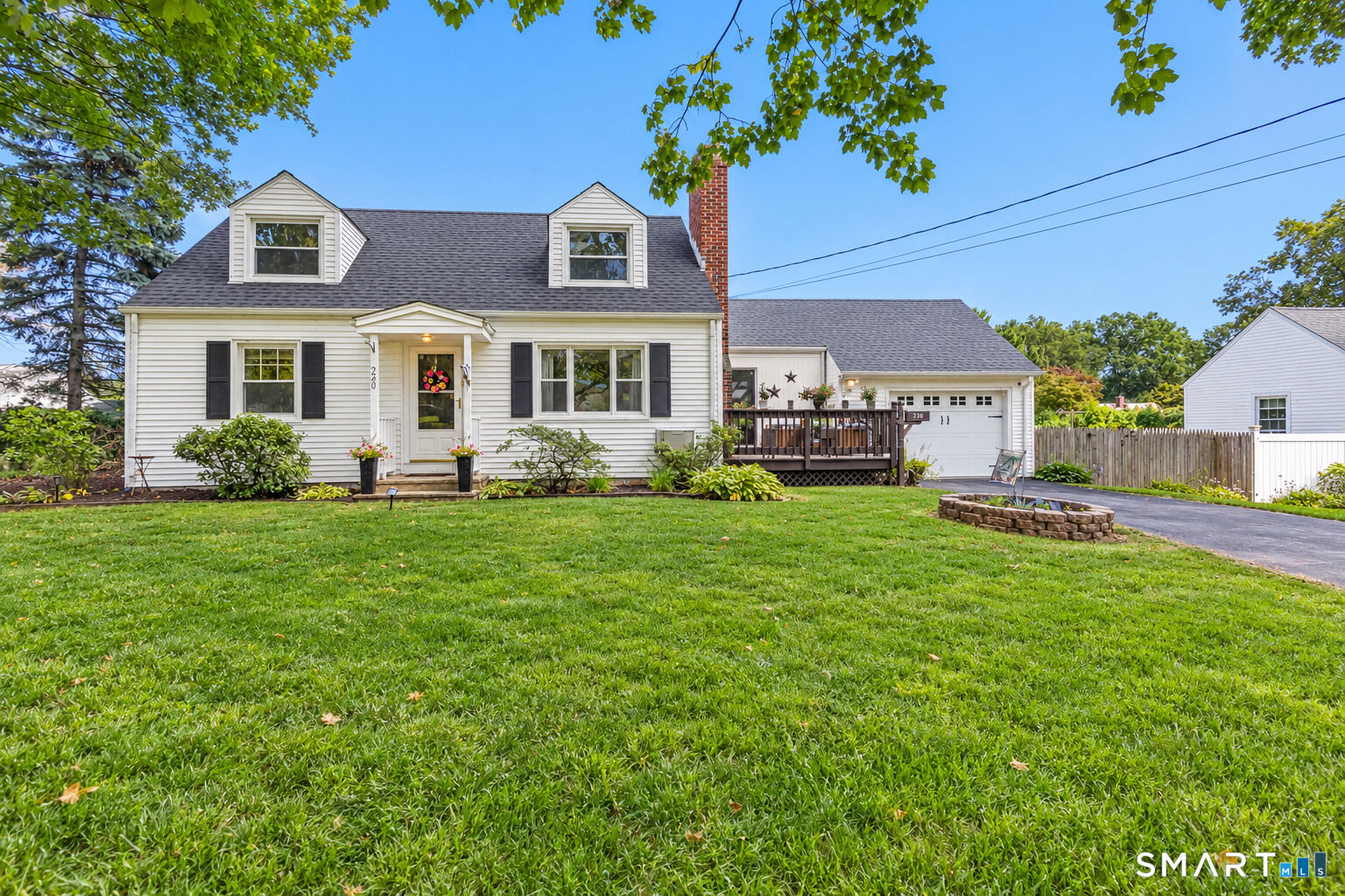 Property Photo:  220 Castle Drive  CT 06614 