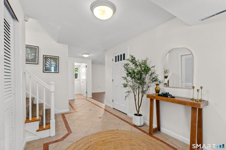 Property Photo: 10 Eastwood Road CT 06117
