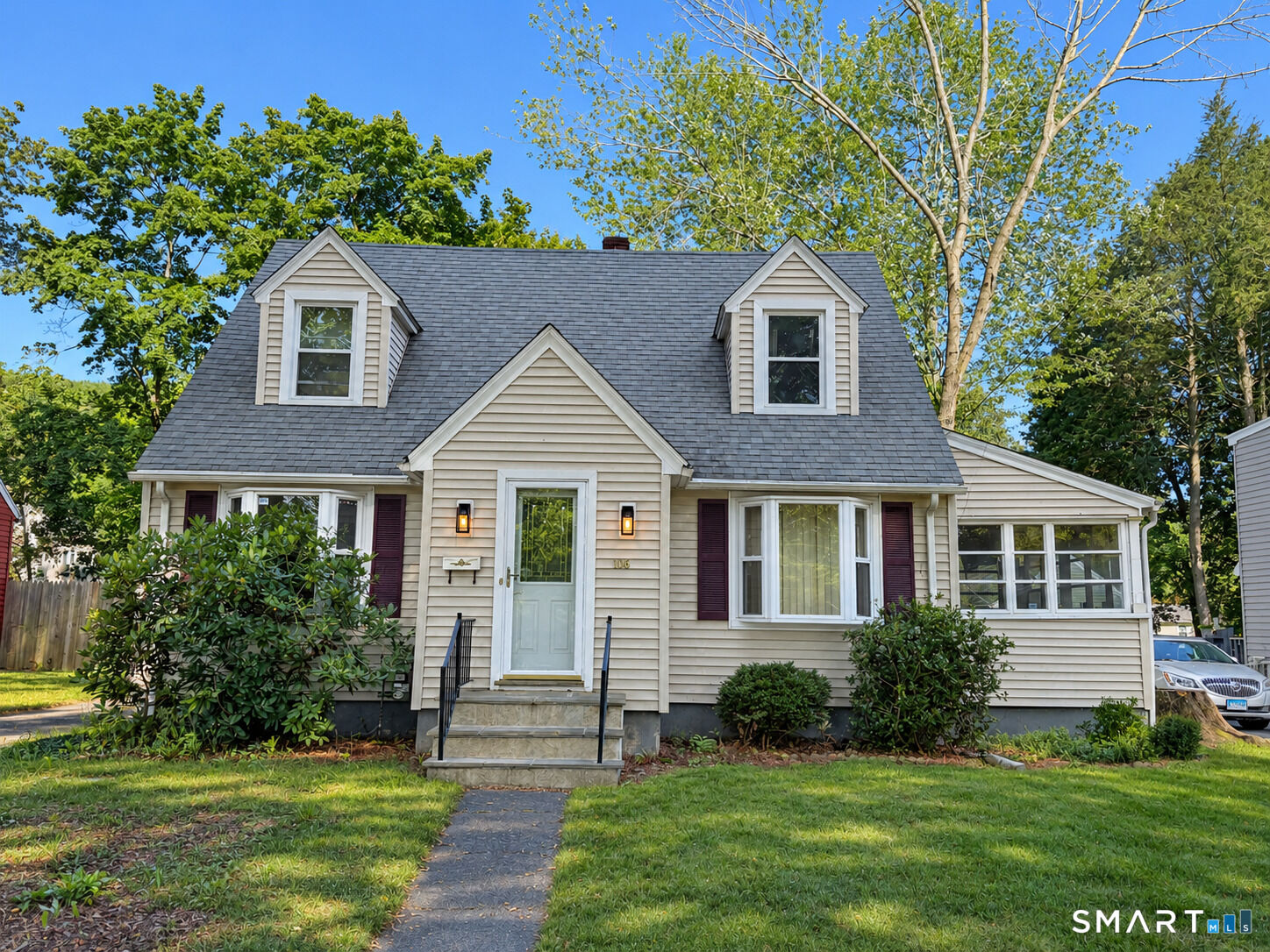 Property Photo: 106 Greenhill Terrace CT 06515