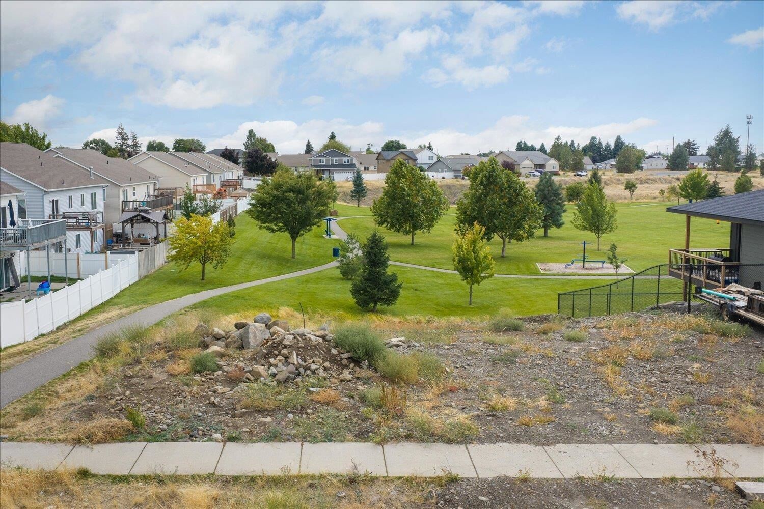 Property Photo:  13511 W 8th Ct  WA 99001 