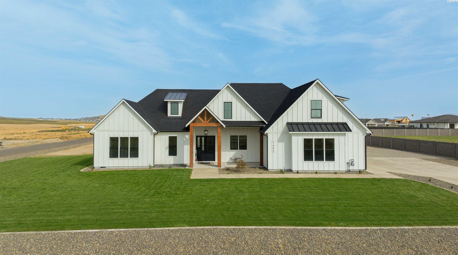 Property Photo:  7403 Haystack Street  WA 99338 