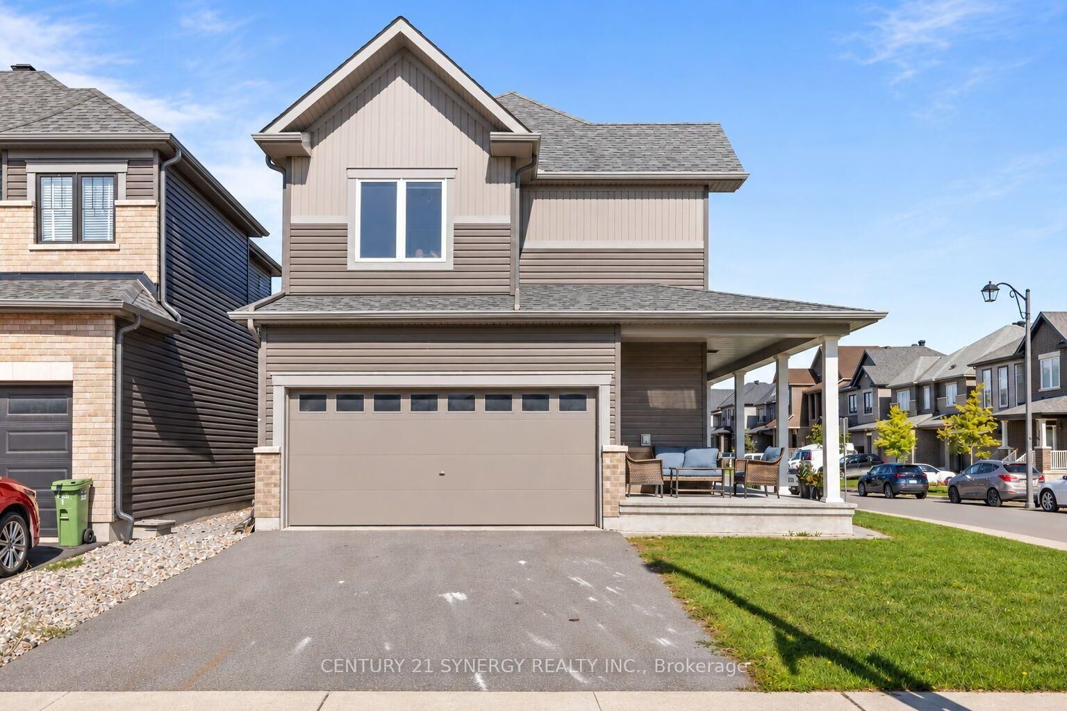 Photo de la propriété:  54 Eramosa Crescent  ON K2T 0R3 