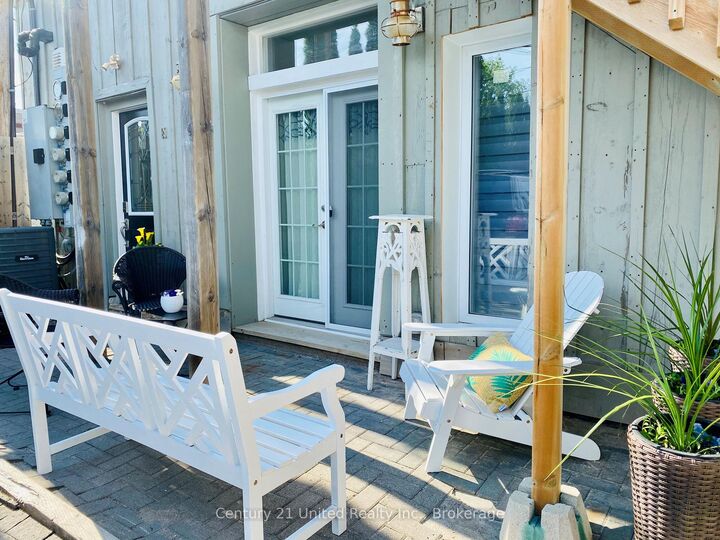 Property Photo: 89 King Street W B ON K9A 2M4
