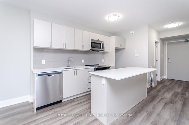 Property Photo:  1295 Summerville Avenue 304  ON K1Z 8G7 