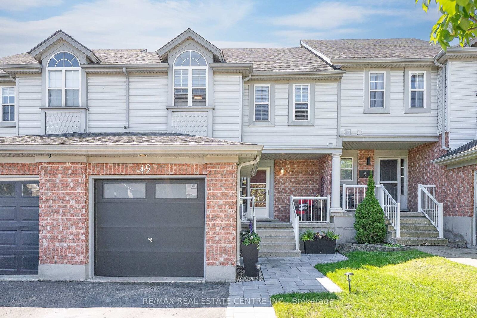 Property Photo: 49 Elma Place ON N3C 4E6