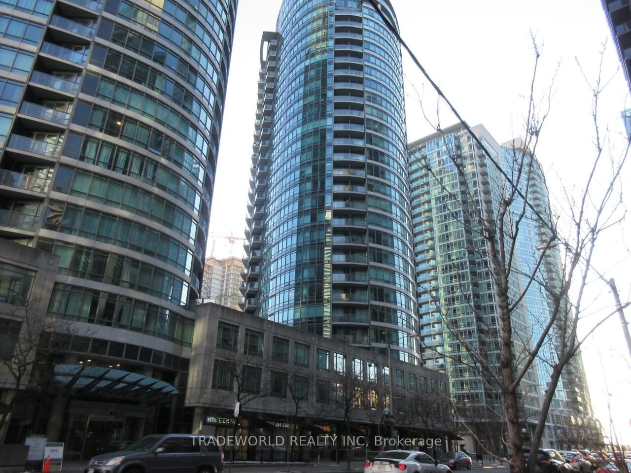 Property Photo:  373 Front Street W 2611  ON M5V 3R7 