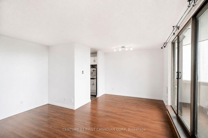 Property Photo:  1103 Jalna Boulevard 507  ON N6E 2W8 