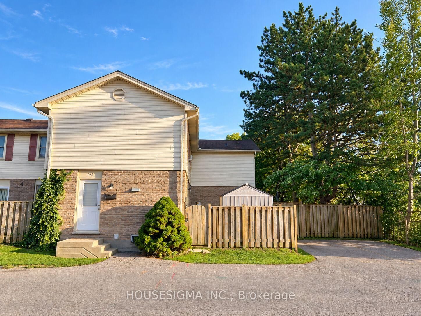 Property Photo:  230 Clarke Road 162  ON N5W 5P8 