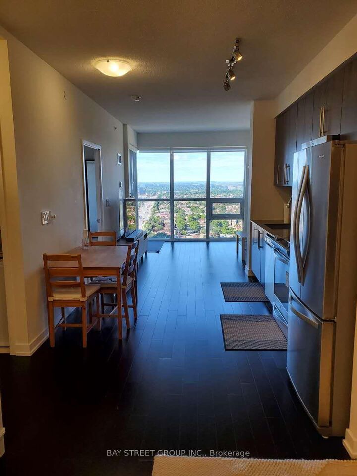 Property Photo:  4011 Brickstone Mews 2511  ON L5B 0J7 