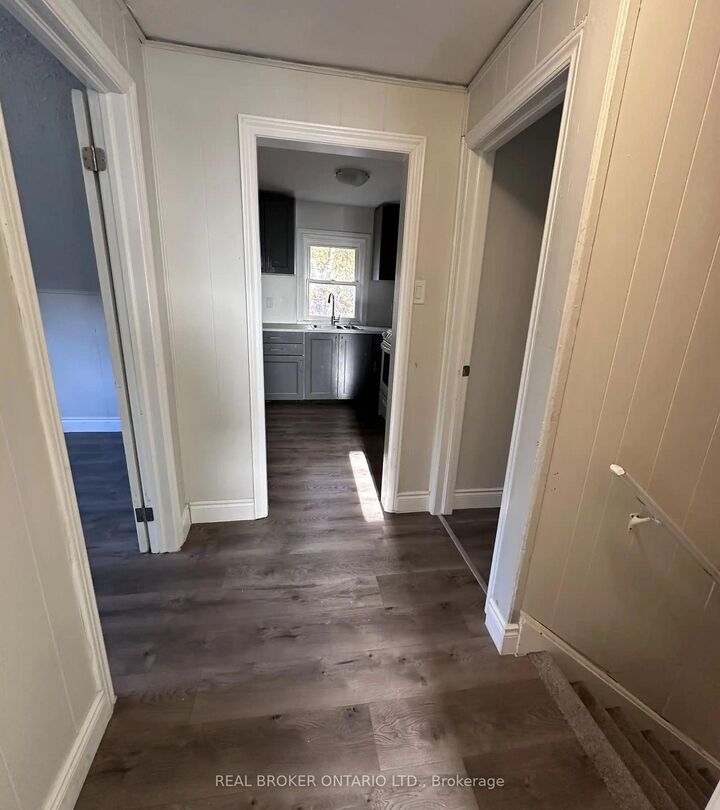 Property Photo:  123 Henry Street  ON L4N 1E2 