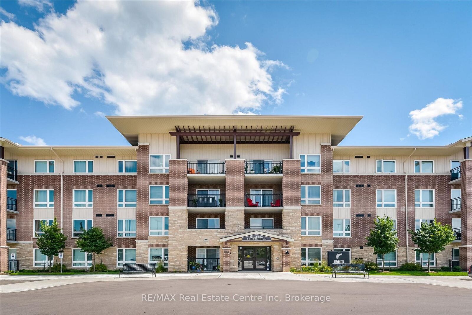Property Photo:  103 Westminster Crescent 105  ON N1M 0C6 