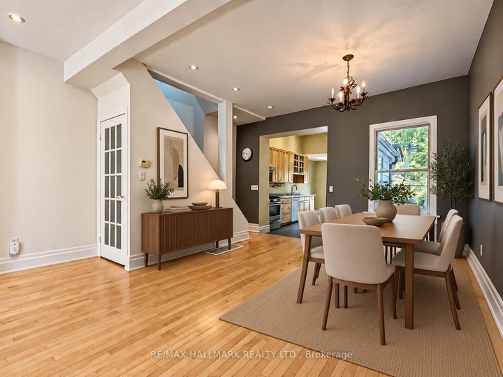Property Photo:  193 Boulton Avenue  ON M4M 2J9 