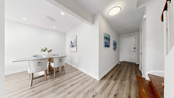 Property Photo:  64 Dunbar Crescent  ON L3R 6W6 