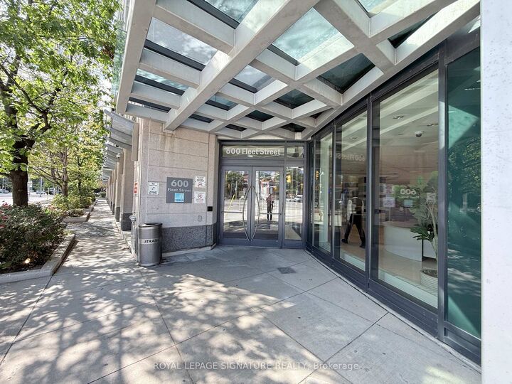 Property Photo:  600 Fleet Street 405  ON M5V 1B7 