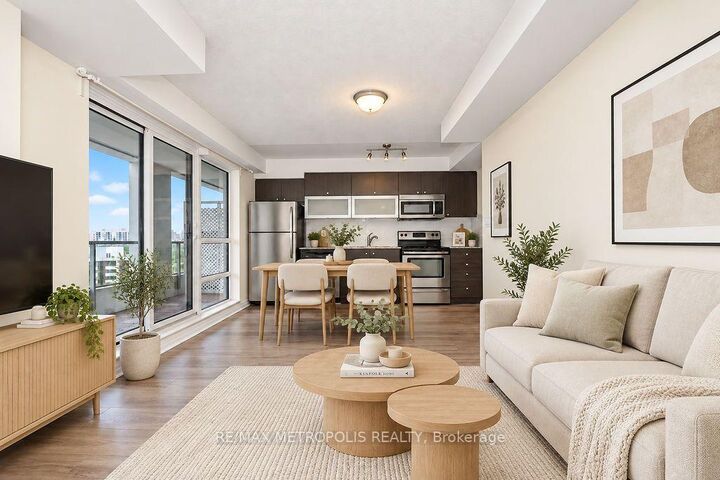 Property Photo:  2015 Sheppard Avenue E 2304  ON M2J 0B3 