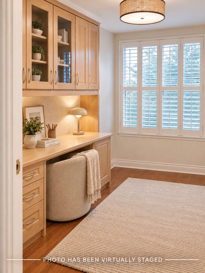 Property Photo:  800 Spadina Road 404  ON M5P 3N2 