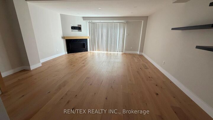 Property Photo:  11 Old Firehall Lane  ON L4L 8W3 