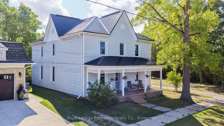 Property Photo:  681 Princes Street N  ON N2Z 2Z7 