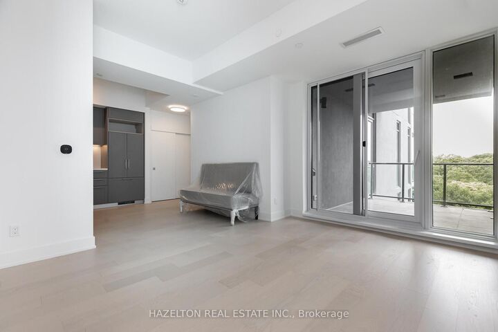 Property Photo:  8 Manor Road W 706  ON M4S 2A5 