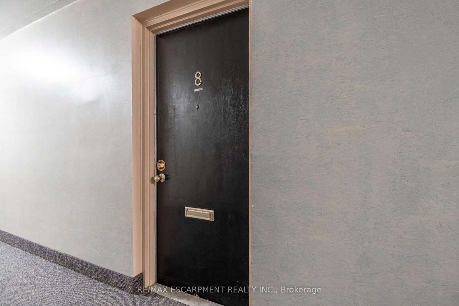 Property Photo:  519 Claridge Road 8  ON L7N 2S1 