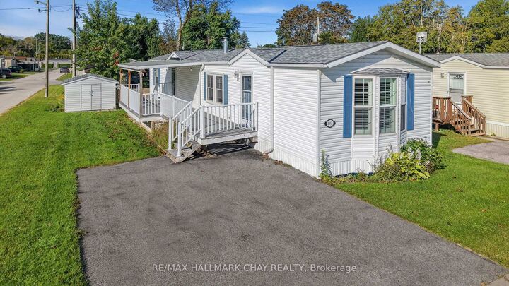 Property Photo:  4041 Ash Crescent  ON L3V 0V1 