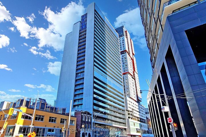 Property Photo:  330 Richmond Street W 505B  ON M5V 0M4 