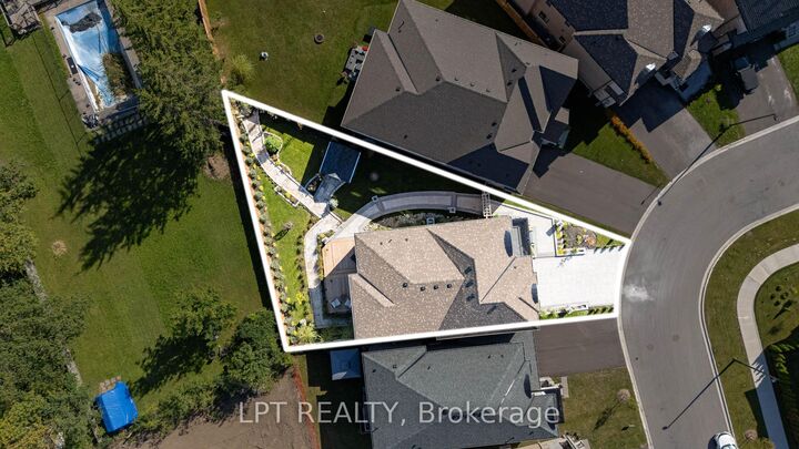 Property Photo:  23 George Ellis Drive  ON L4P 0J4 