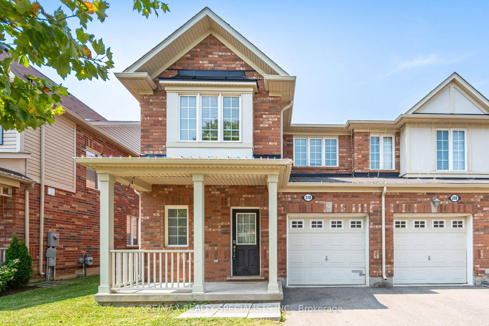 Property Photo: 210 Woodley Crescent ON L9T 8B8