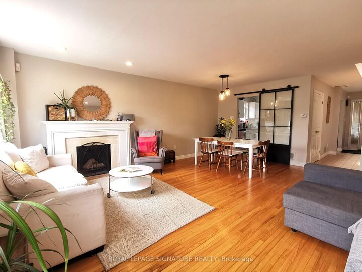 Property Photo:  13 Mulberry Crescent  ON M6C 1N4 