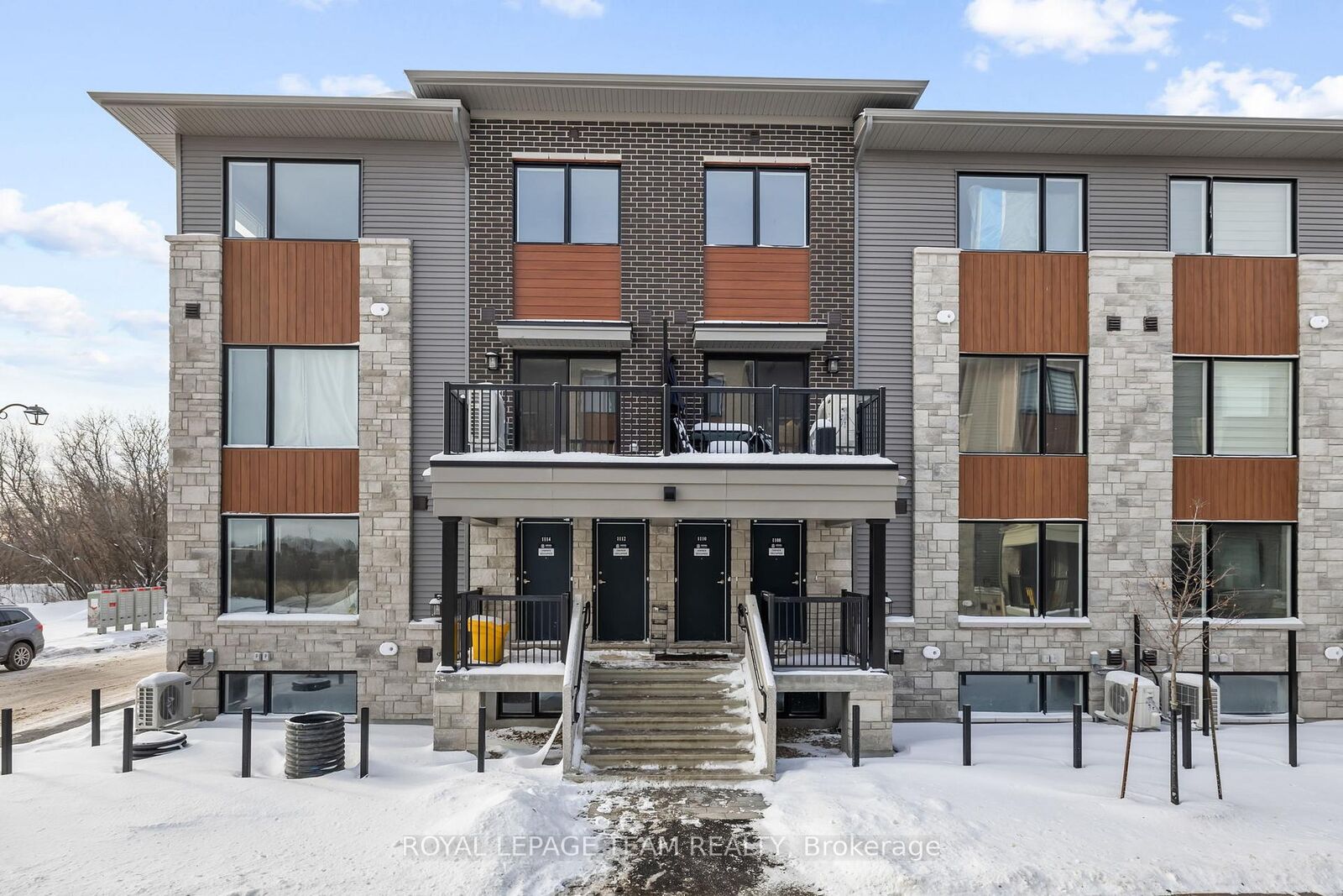 Property Photo:  1108 Creekway Private  ON K2T 0S9 