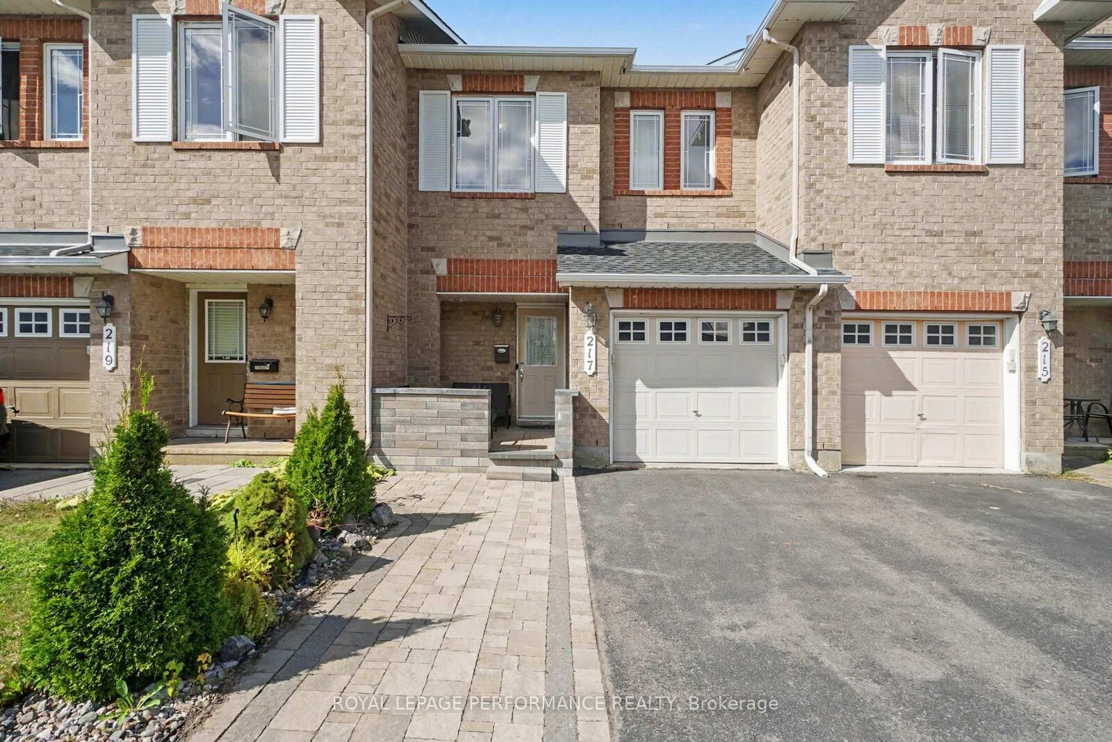 Property Photo: 217 Branthaven Street ON K4A 0H7