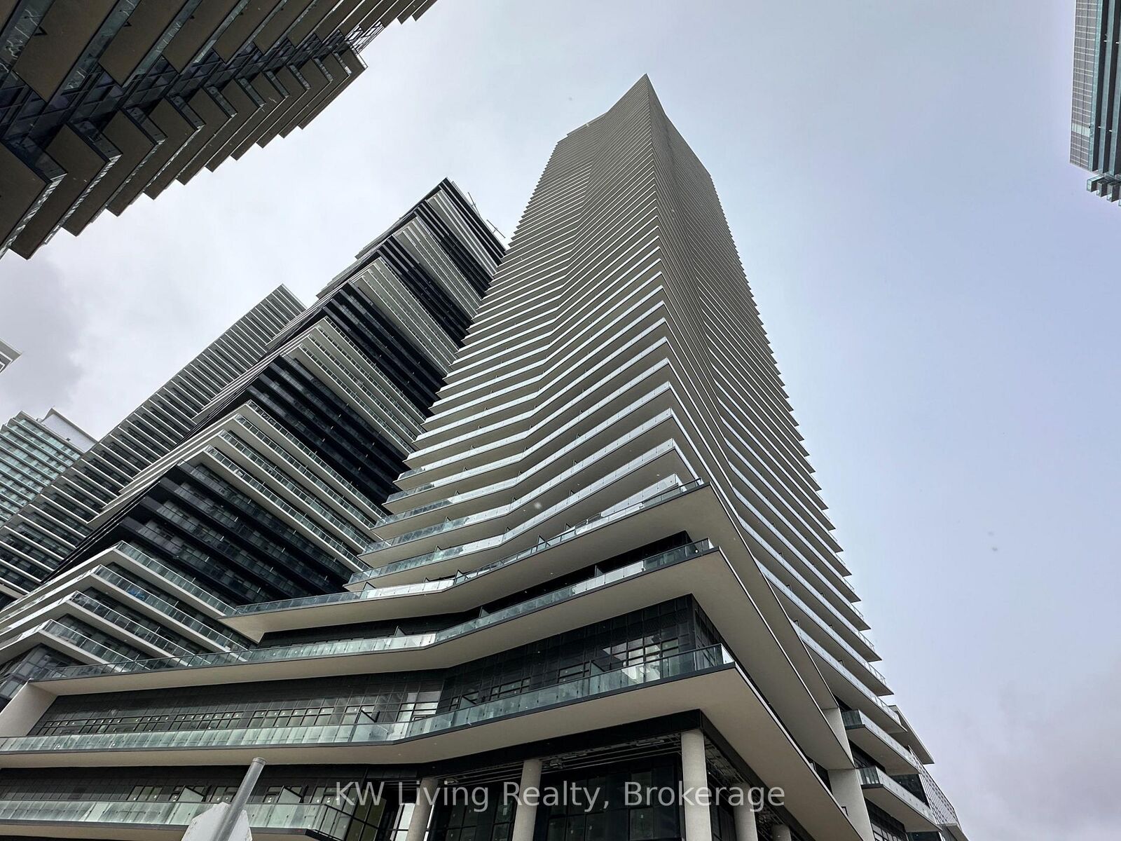 Property Photo:  38 Annie Craig Drive 2111  ON M8V 0G9 