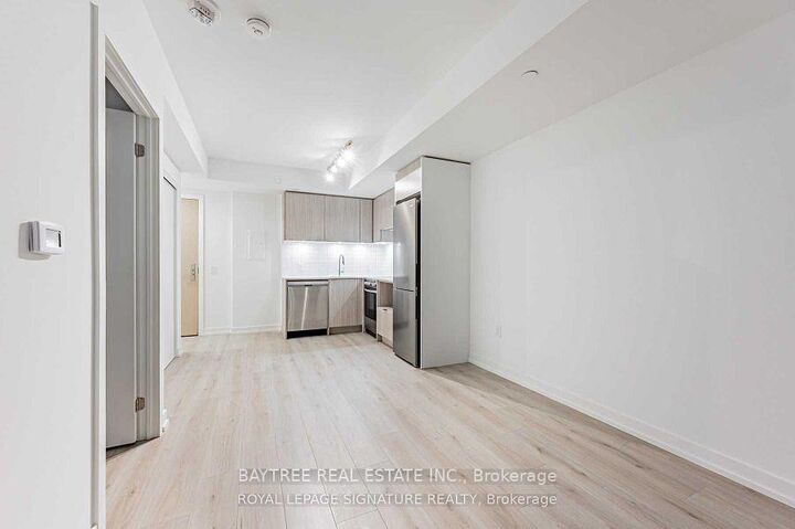 Property Photo:  395 Bloor Street E 2103  ON M4W 0B4 