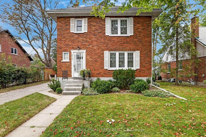 Property Photo:  210 Aberdeen Avenue  ON K9H 4W8 
