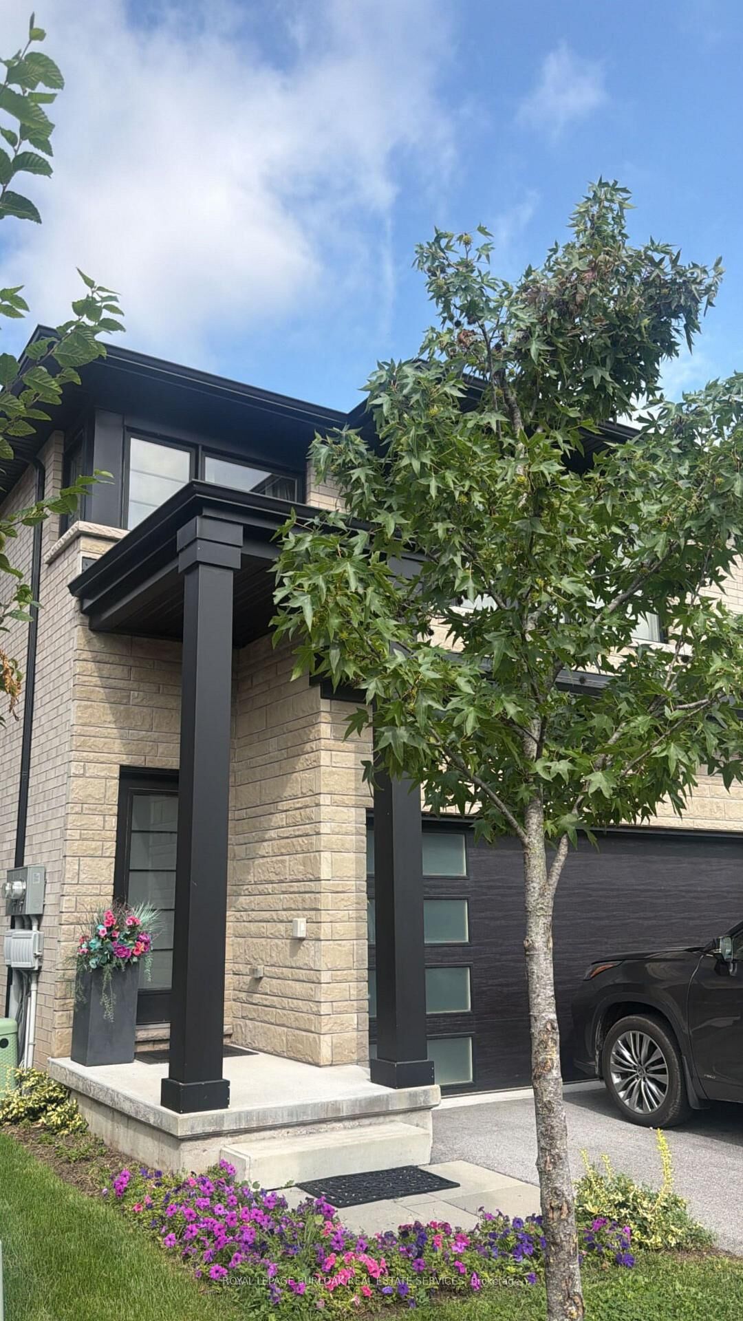 Property Photo: 4552 Portage Road 13 ON L2E 6A8