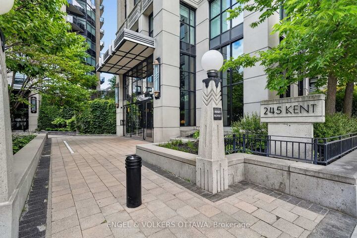 Property Photo:  245 Kent Street 706  ON K2P 0A5 