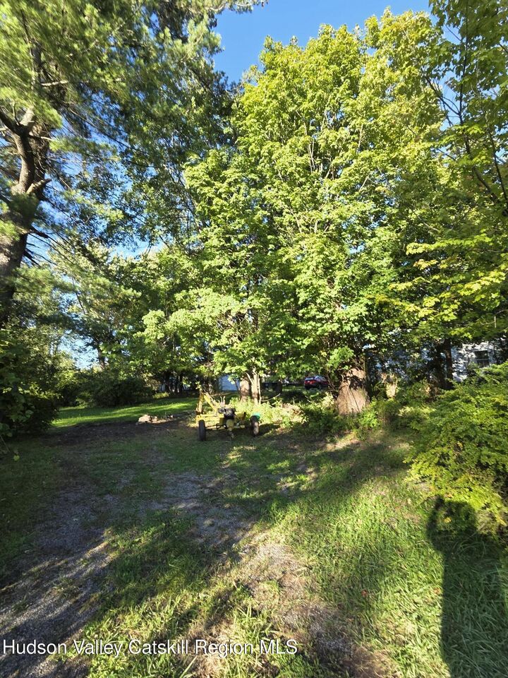 Property Photo: 5956 New York 81 NY 12083