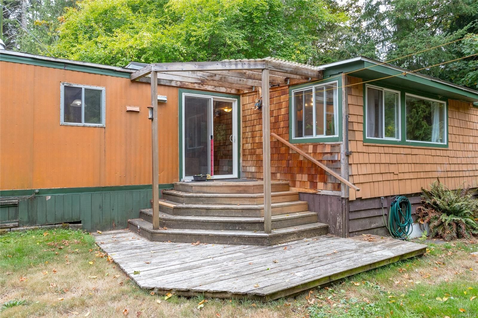 Property Photo:  2670 Sooke River Rd #1  BC V9Z 0Y2 