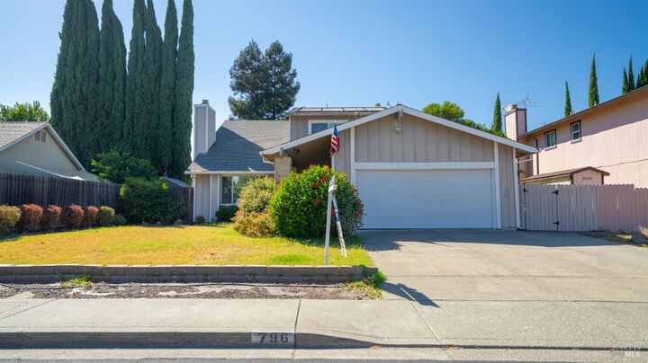 Property Photo:  796 Tulare Drive  CA 95687 