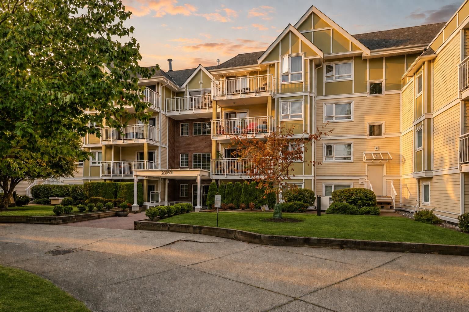 Property Photo:  20189 54 Avenue 108  BC V3A 3W2 