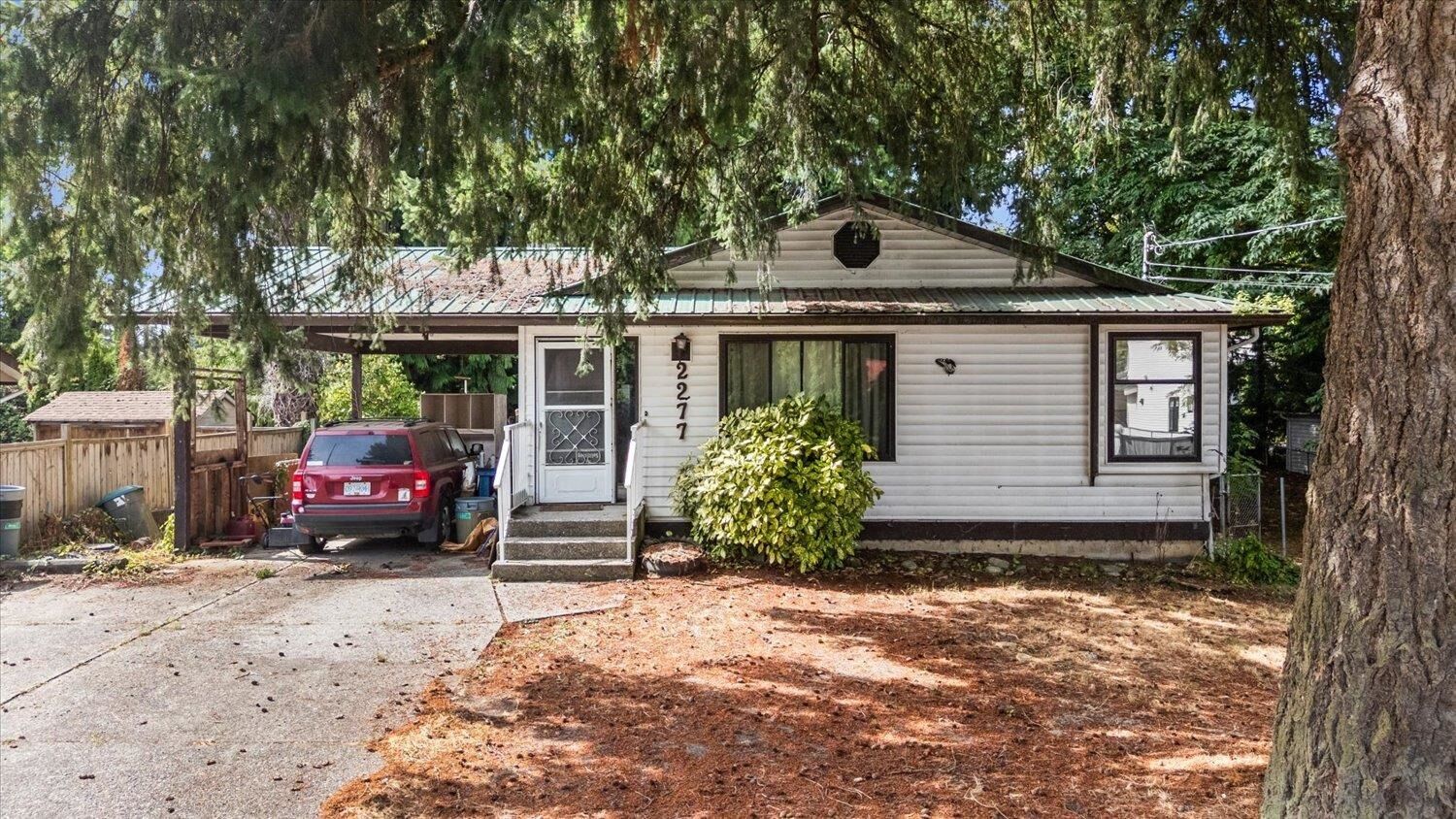 Property Photo:  2277 Mouldstade Road  BC V2S 3X5 