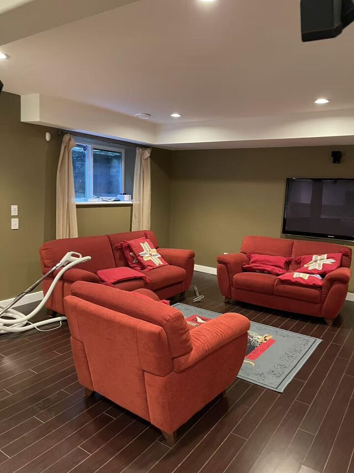 Property Photo:  4000 Devonshire Avenue  BC V3E 0A7 