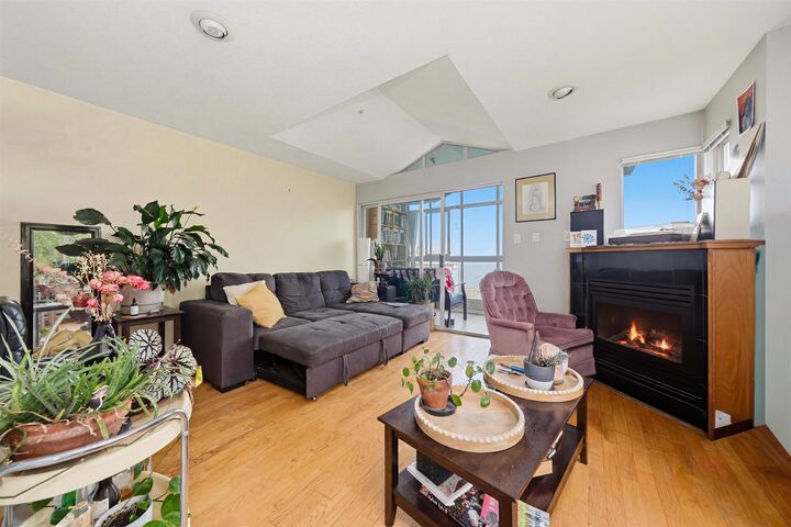 Property Photo:  2211 Wall Street 408  BC V6L 1G4 