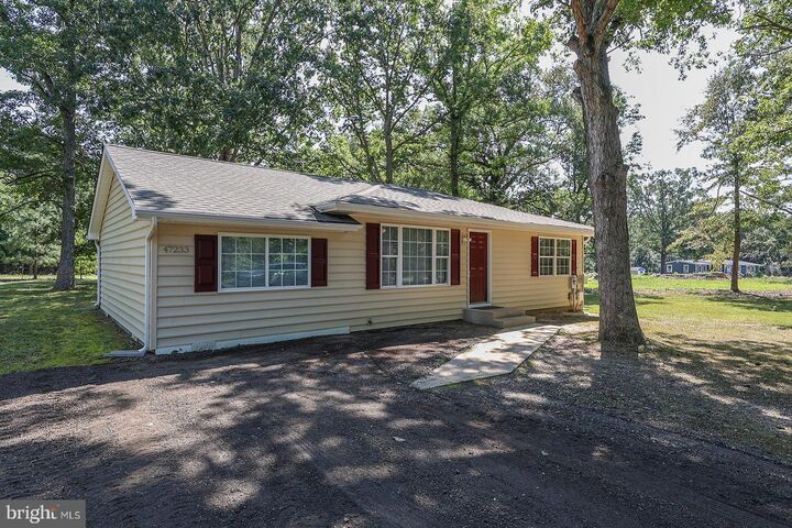 Property Photo: 47233 Lincoln Avenue MD 20653