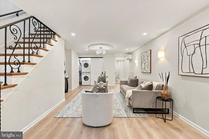 Property Photo:  1172 S Darien Street  PA 19147 