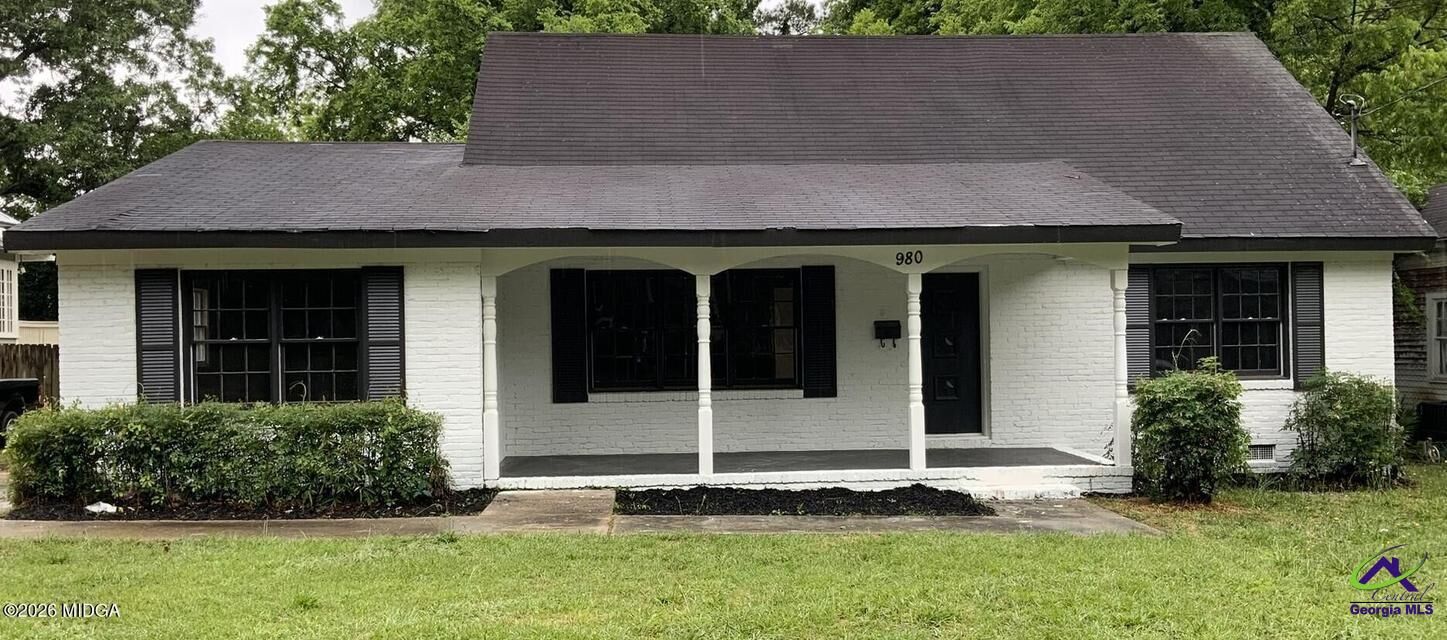 Property Photo: 980 Summit Avenue GA 31211