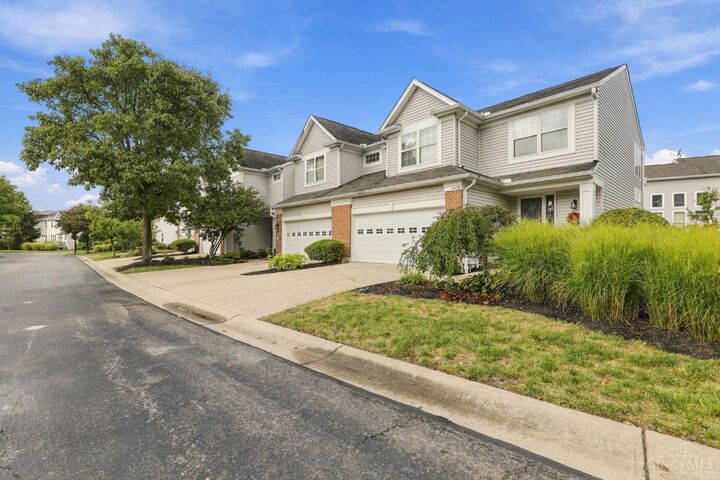 Property Photo: 6439 Pinehurst Lane OH 45040