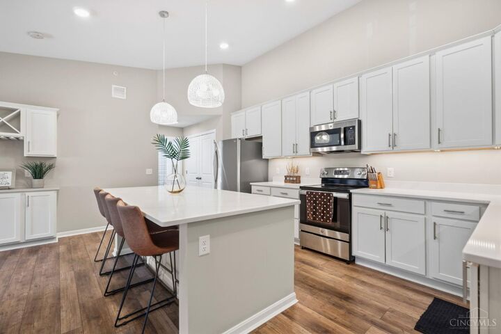 Property Photo: 3461 Chestnut Park Lane OH 45002