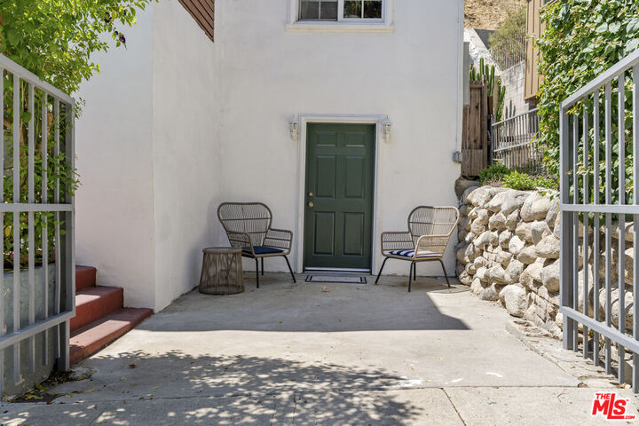 Property Photo:  387 Museum Dr  CA 90065 